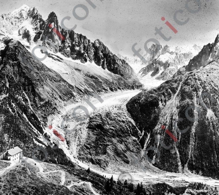 Flégère, Aussicht auf die Mont Blanc-Kette ; Flégère, views of the Mont Blanc range (simon-73-017-sw.jpg)